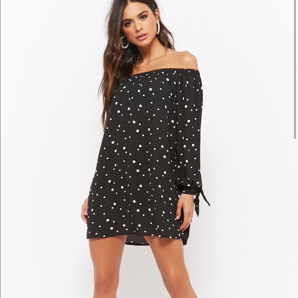 Forever 21 | polka dot off the shoulder mini shift